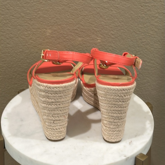 Michael Kors Wedge Open toe Sandal - Picture 7 of 8